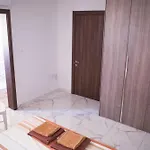 Cova Da Iria 5 *